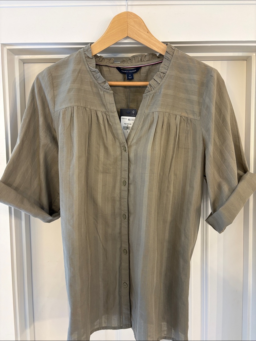 Tommy Hilfiger Olive Green Textured Ruffle Neck Button Front Blouse NWT Medium